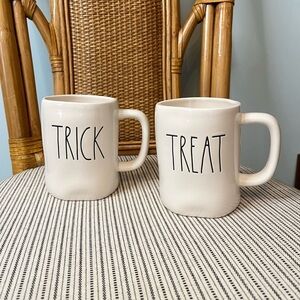 Rae Dunn Halloween Trick or Treat Mugs
